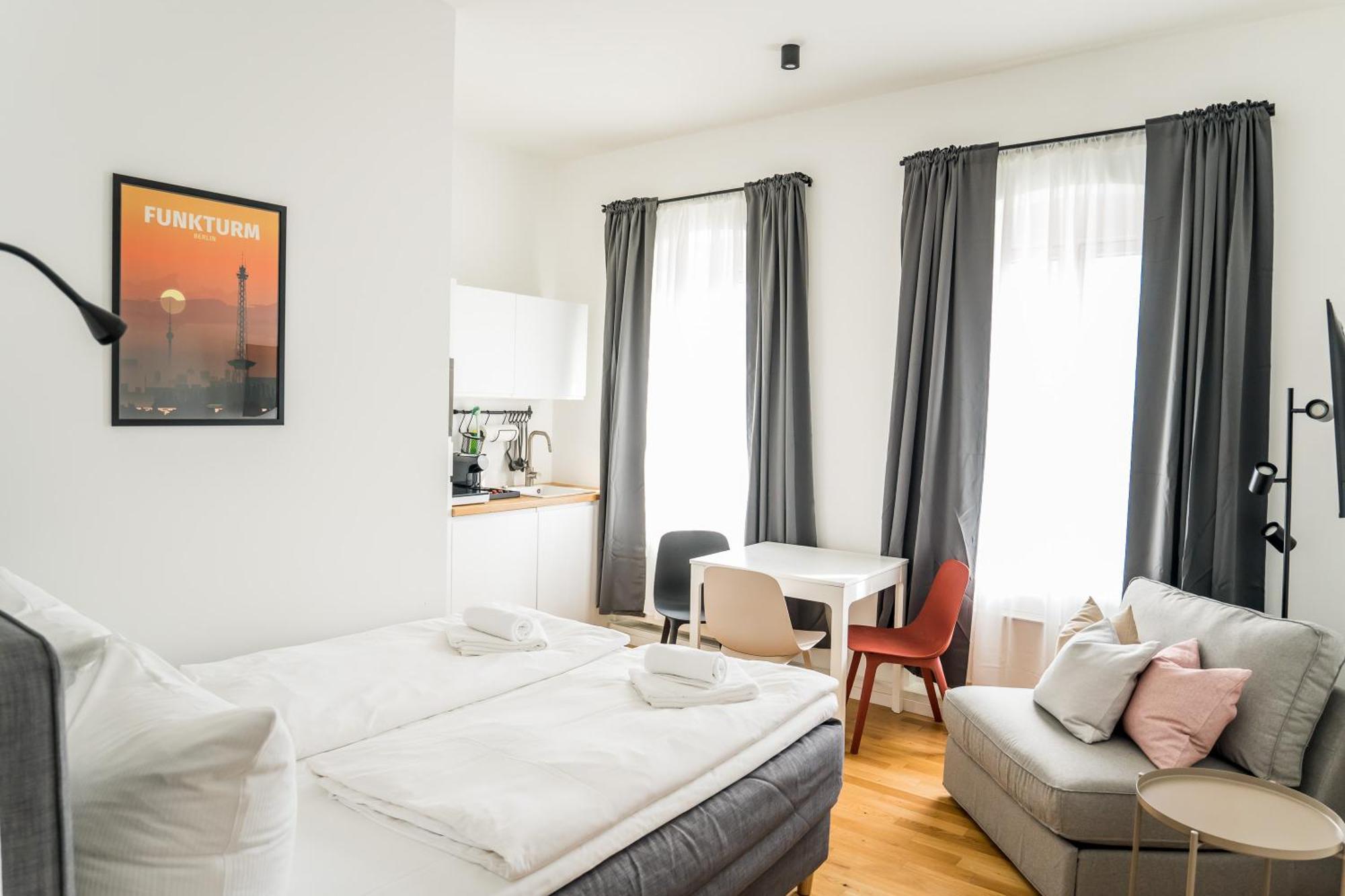 Homaris Apartments Schlueterstrasse เบอร์ลิน ภายนอก รูปภาพ