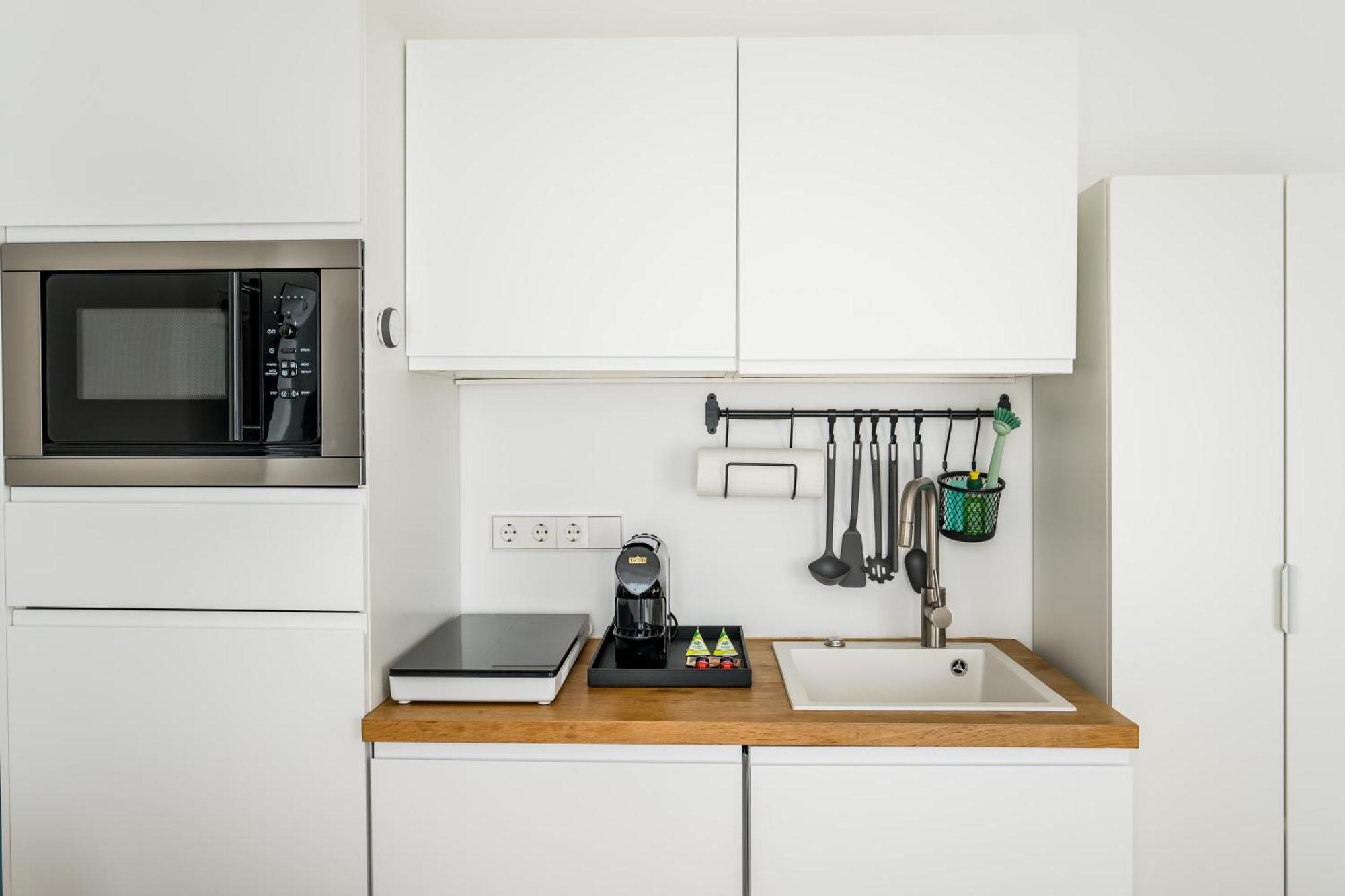 Homaris Apartments Schlueterstrasse เบอร์ลิน ภายนอก รูปภาพ