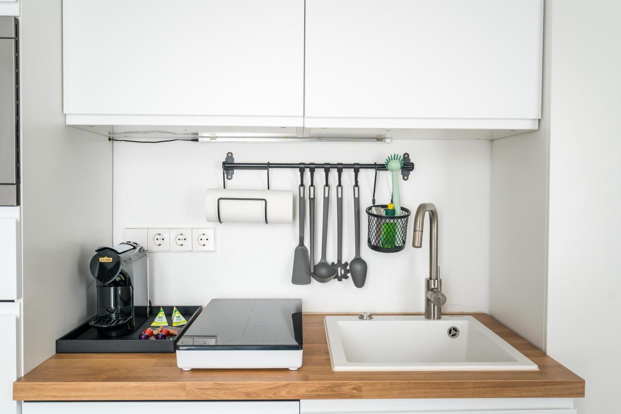 Homaris Apartments Schlueterstrasse เบอร์ลิน ภายนอก รูปภาพ