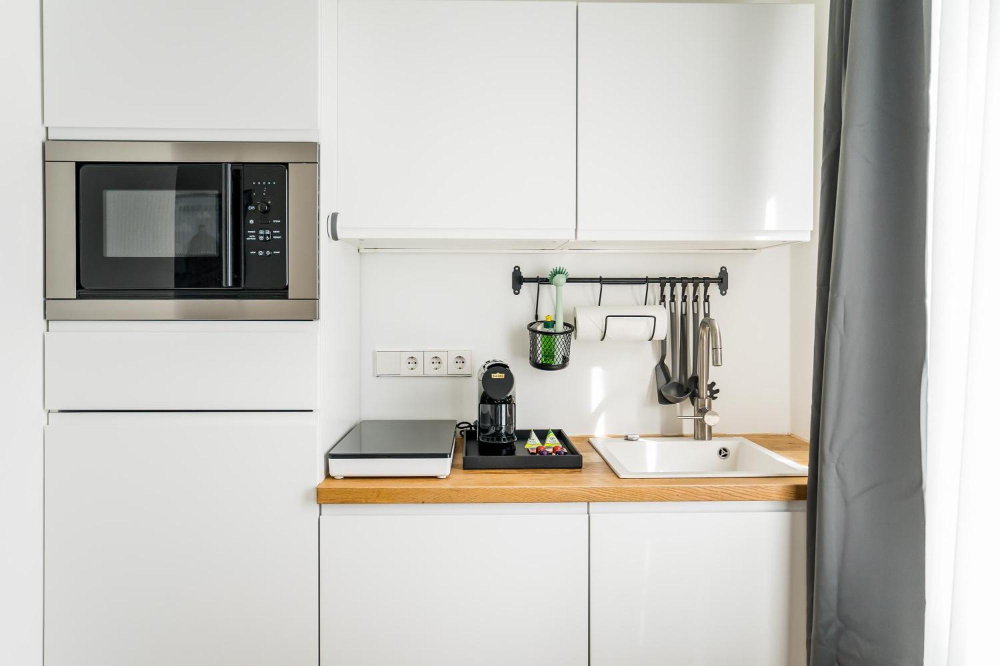 Homaris Apartments Schlueterstrasse เบอร์ลิน ภายนอก รูปภาพ